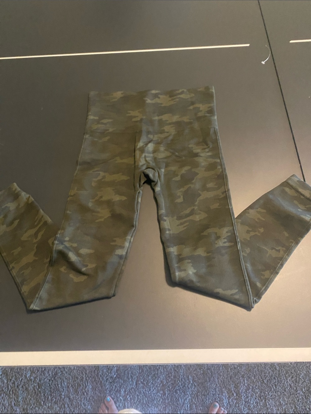 SPANX Olive Camo High-Waist Leggings